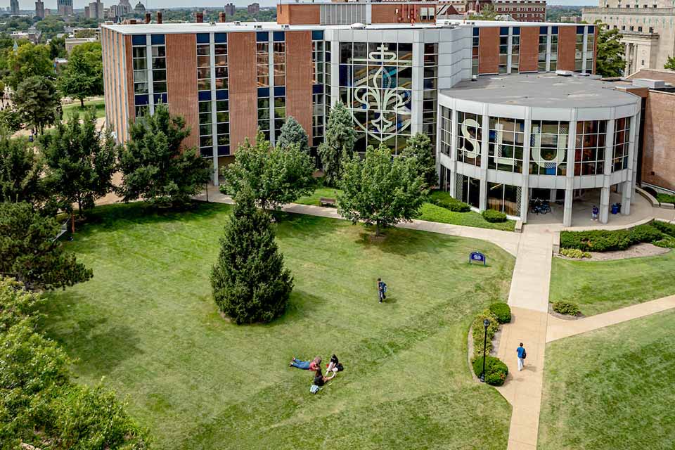 Aerial photo of Saint Louis University's campus showing Pius XII Memorial Library 