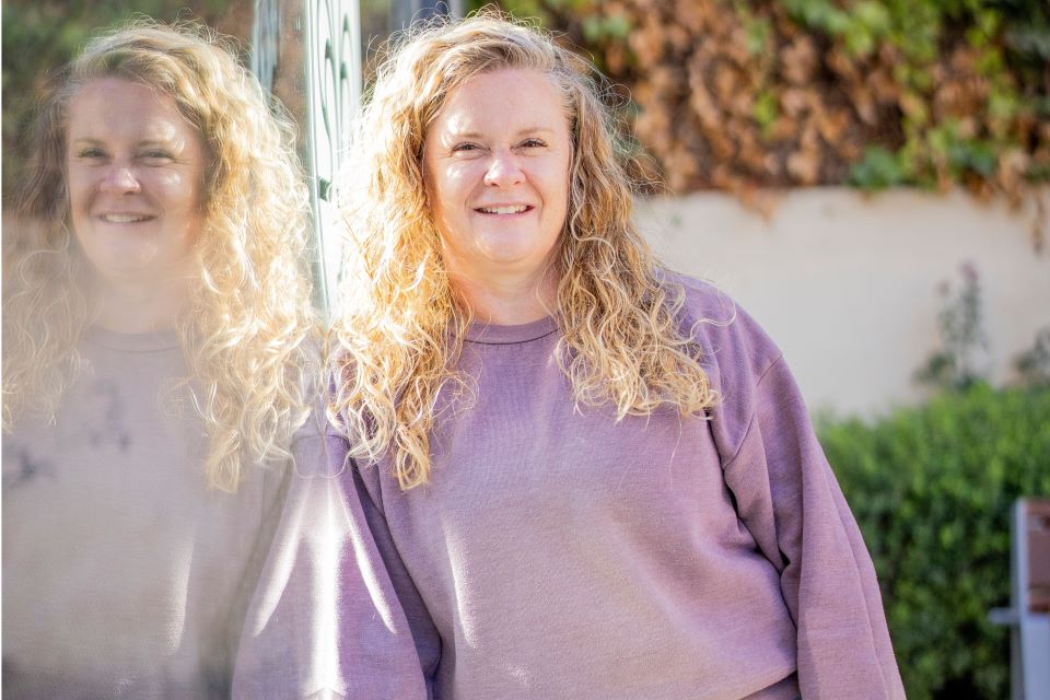 Alicia Campbell poses at the SLU Madrid Campus